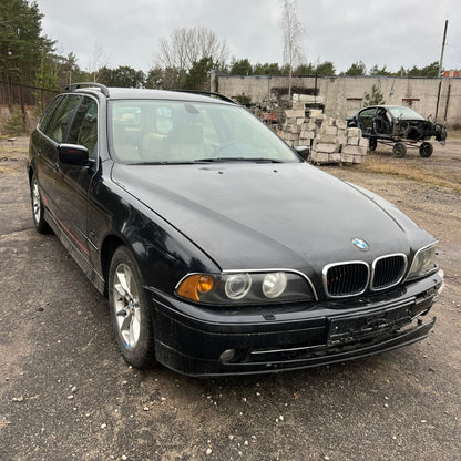 BMW 530D 2002.G. Rezerves daļas