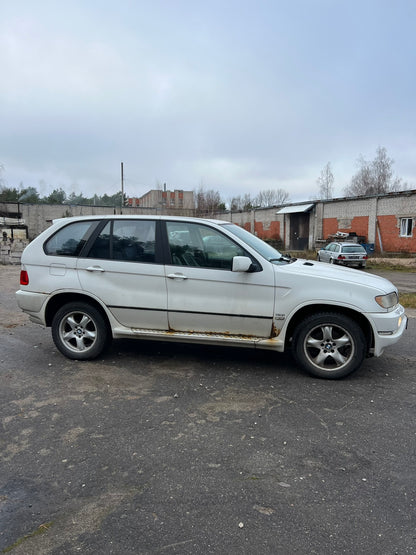 BMW X5 2003.G. REZEVES DAĻAS