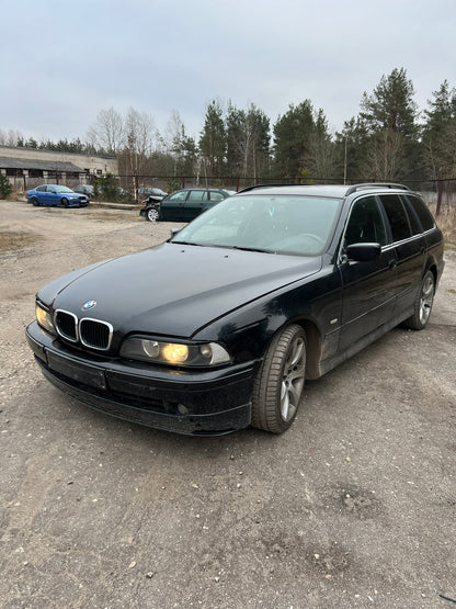 BMW E39 525 2003.G