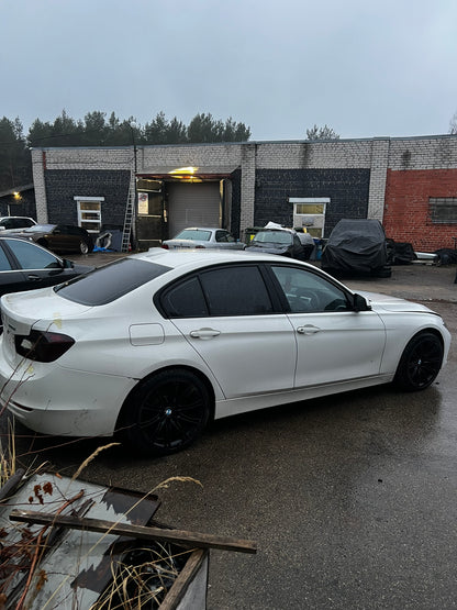 BMW 320 EfficientDynamics edition 2012g. REZERVES DAĻAS