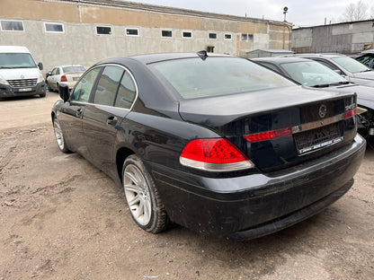 BMW E65 745 2002.G.