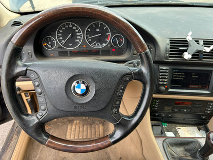 BMW 525i 2003.g. E39 rezerves daļas
