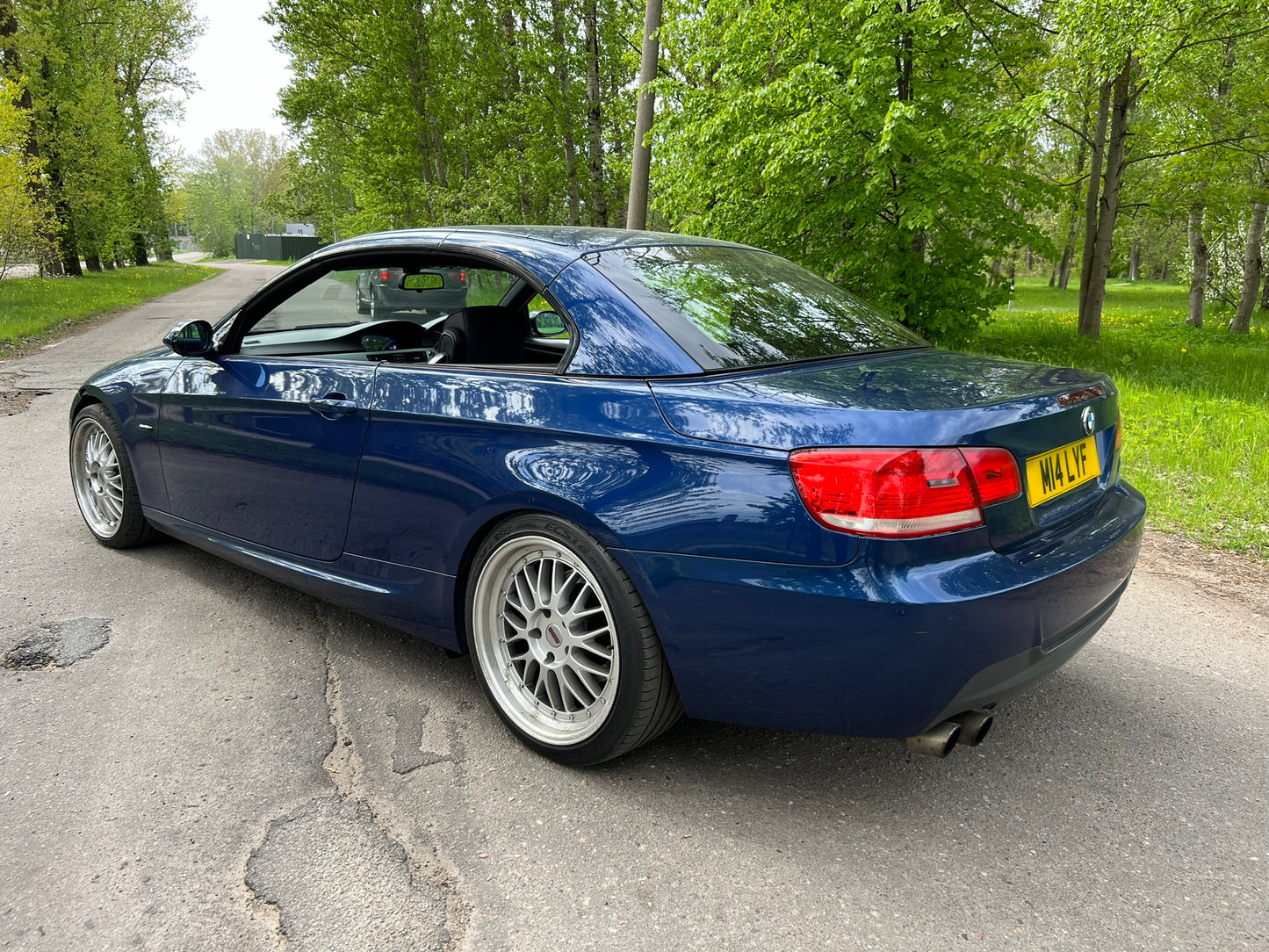 BMW 320 2007.G E93
