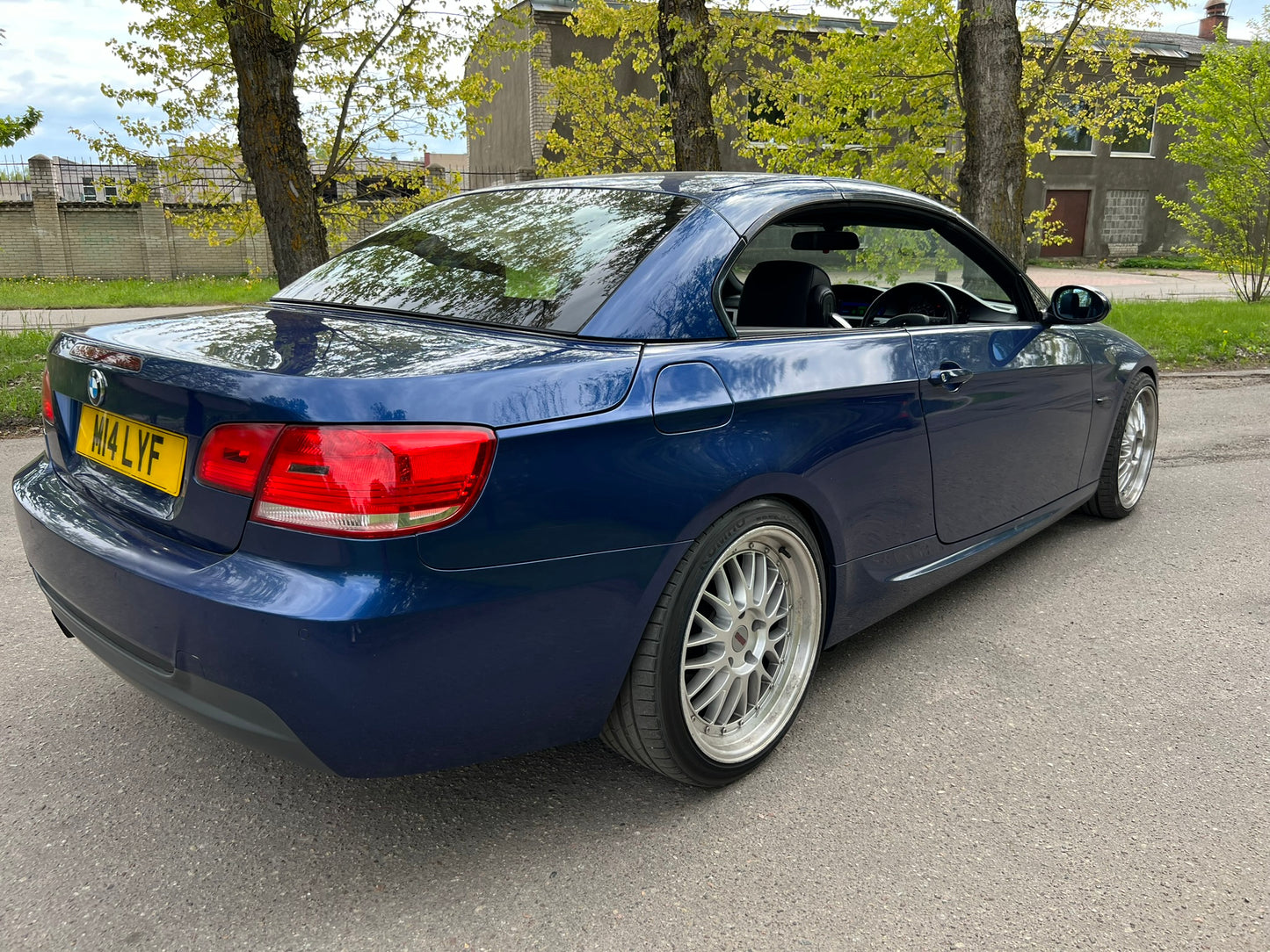 BMW 320 2007.G E93