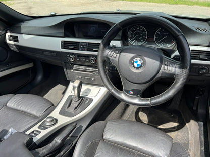 BMW 320 2008.G. E93