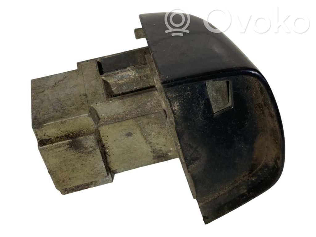 Slēdzene (pie roktura)