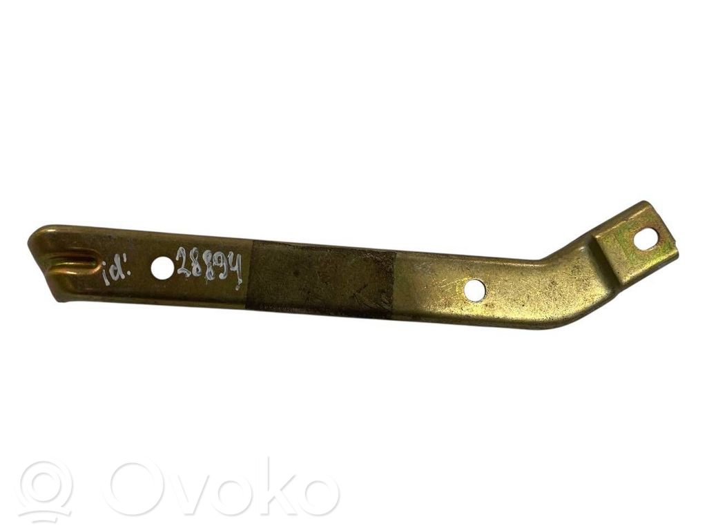 Akumulatora stiprinājums