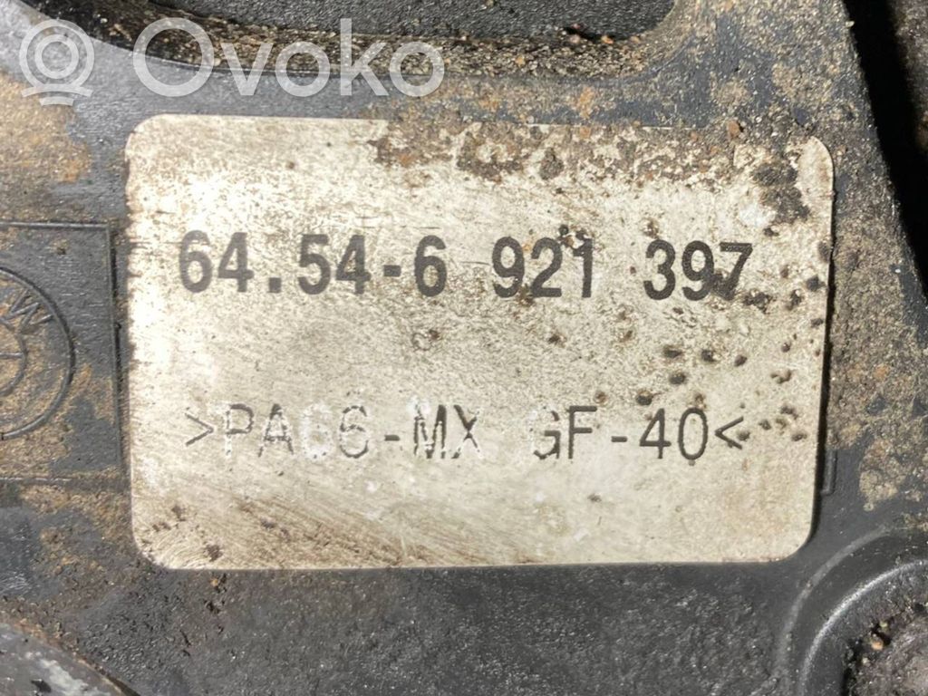 Elektrisks radiatoru ventilators