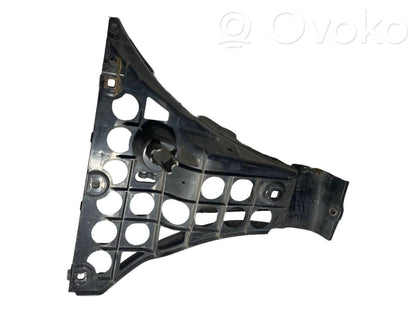 Rear bumper mounting bracket