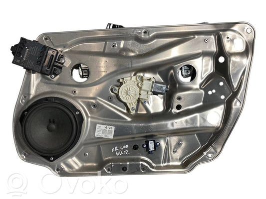 Priekšpusē elektriskā loga pacelšanas mehānisma komplekts