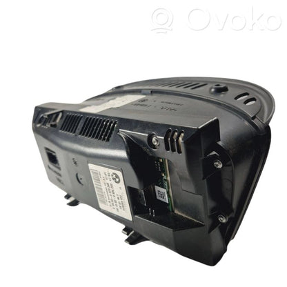 Radio / CD/DVD player / navigation