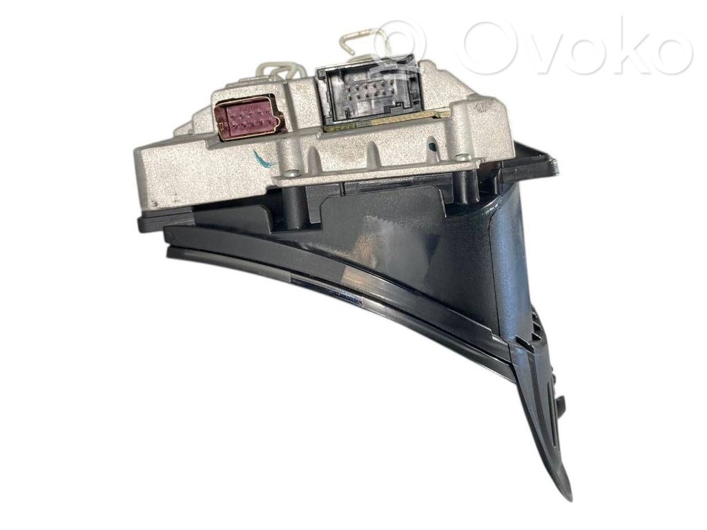 Ekrāns / displejs / mazais ekrāns