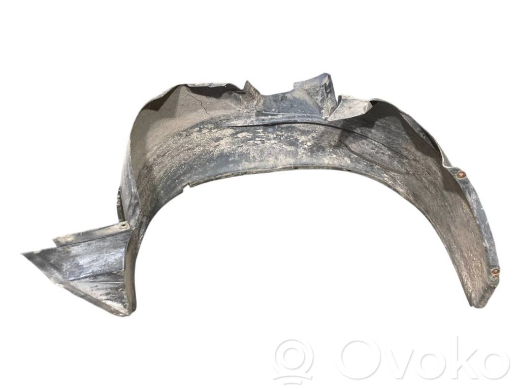 Lower wing