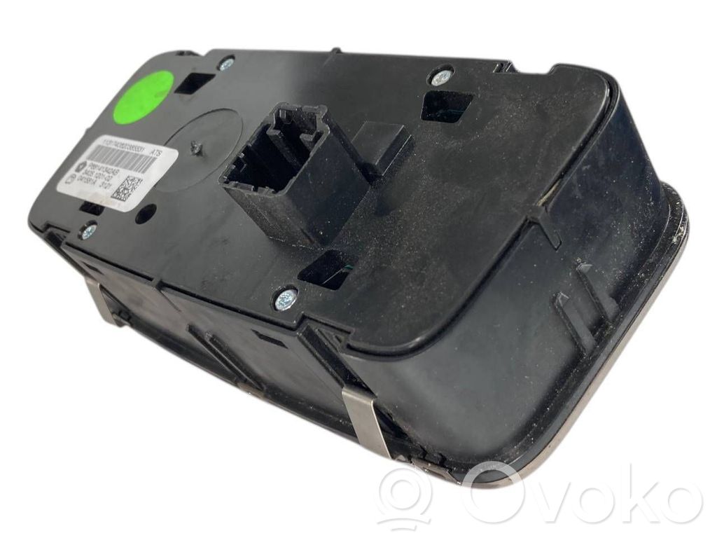 Šasijas aukstuma / stingruma regulēšanas slēdzis