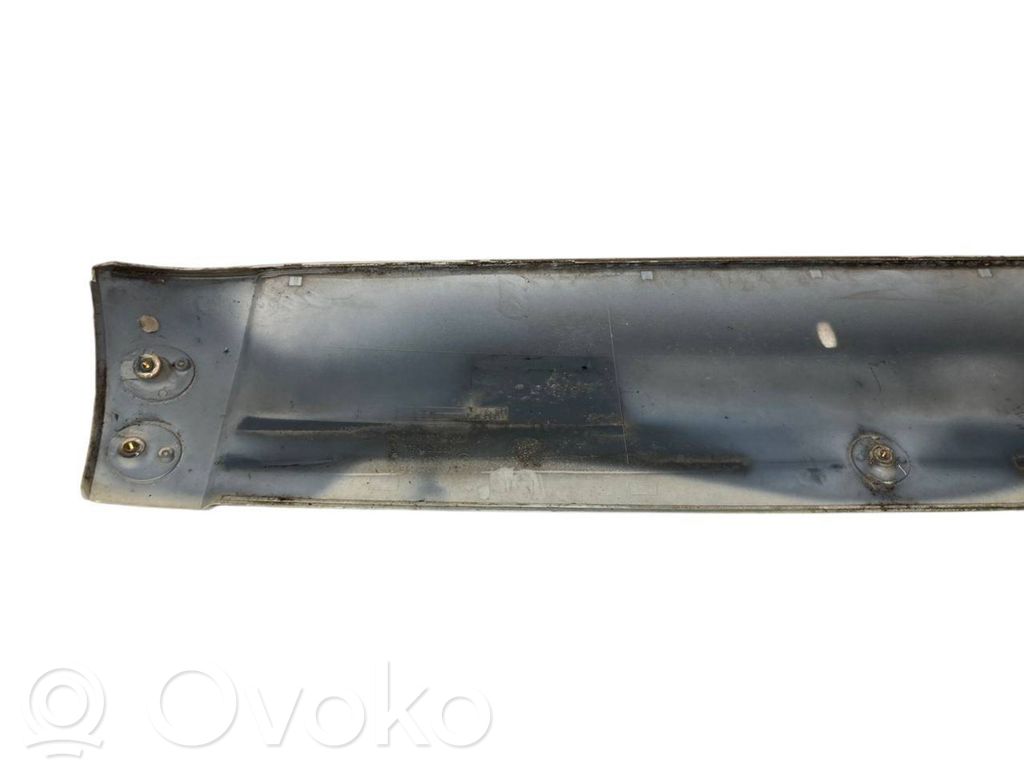 Spoilera aizmugurējais vāks