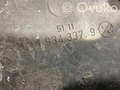 Apakšējais režģis (trīsdaļīgs)