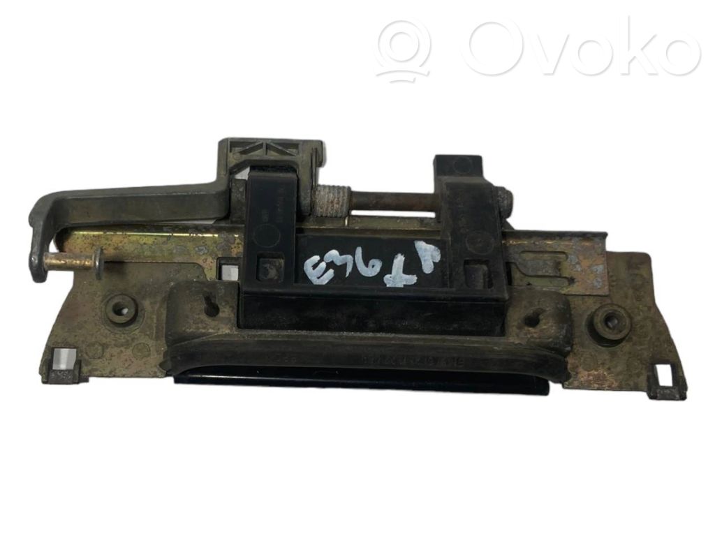 External opening handle