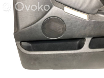 Priekšējo durvju apdare