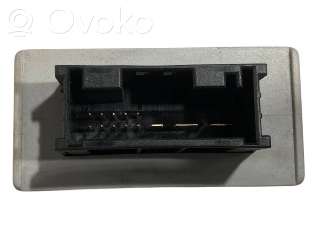 Aizdedzes ECU komplekts