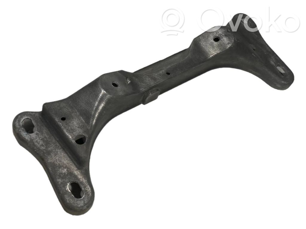 Кронштейн крепления трансмиссии