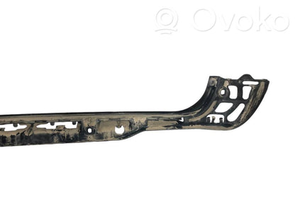 Rear bumper mounting bracket