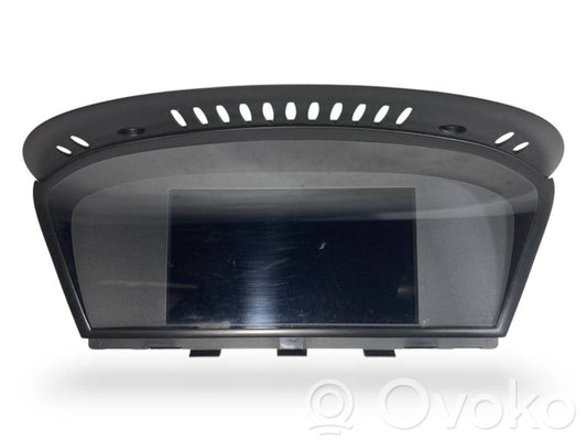 Ekrāns / displejs / mazais ekrāns