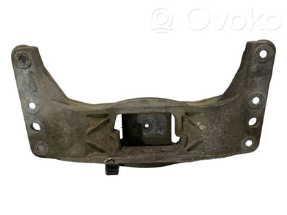 Transmission mounting bracket