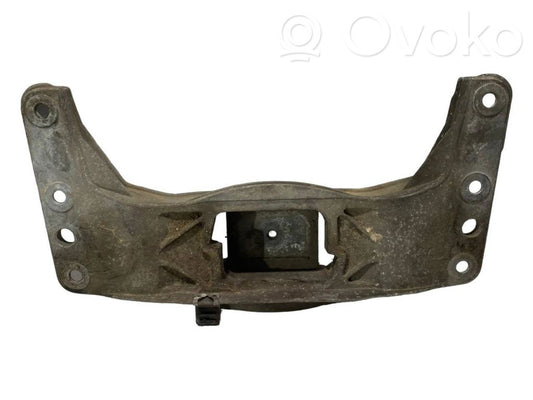 Transmission mounting bracket