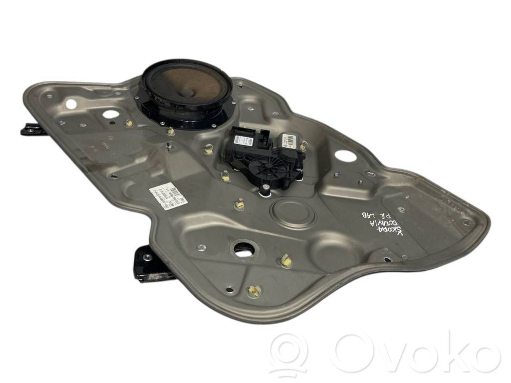 Priekšpusē elektriskā loga pacelšanas mehānisma komplekts