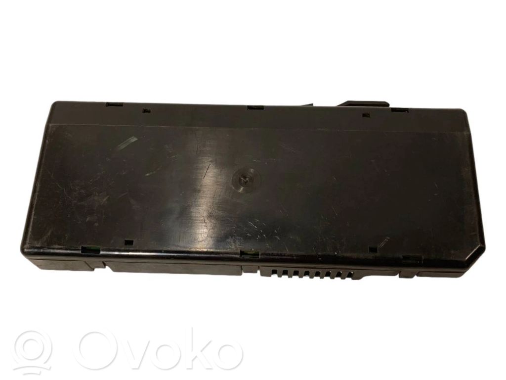 Gaisa kondicionēšanas / salona apsildes vadības bloks