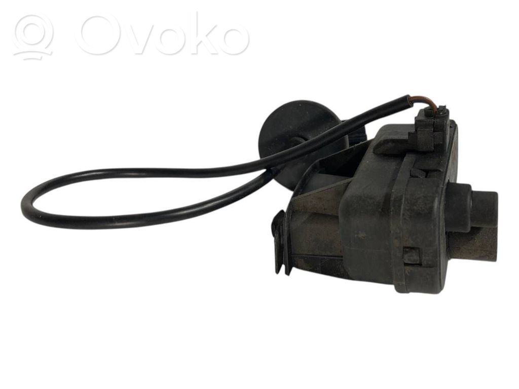 Degvielas tvertnes elektriskā slēdzene