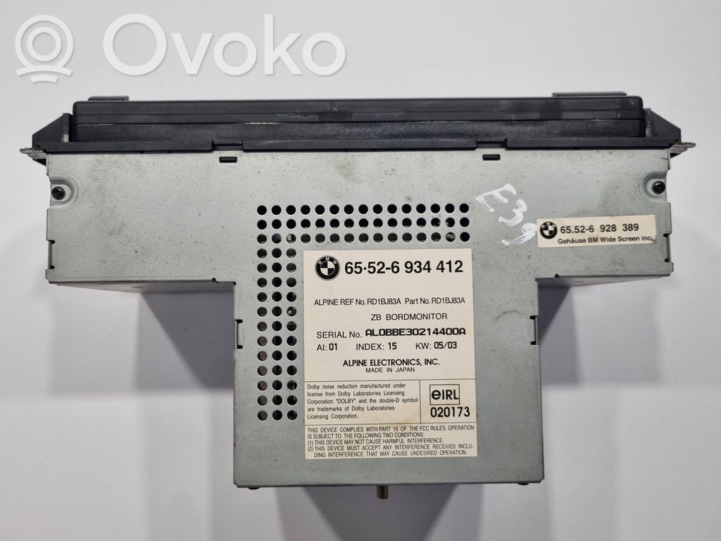 Radio / CD/DVD atskaņotājs / navigācija