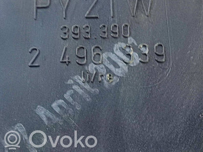 Aizmugurējais lukturis virsbūvē