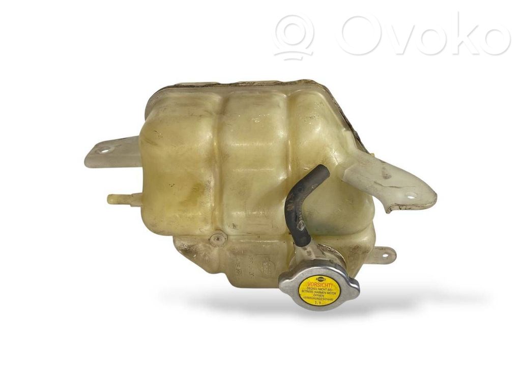 Dzesēšanas šķidruma izplešanās tvertne