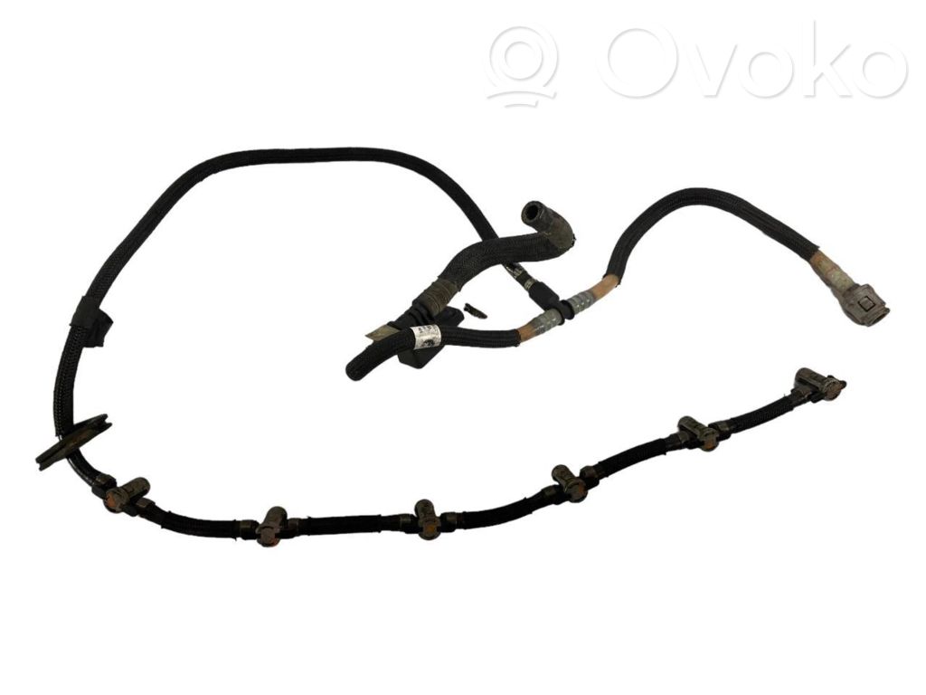 Degvielas caurulīte (-es)