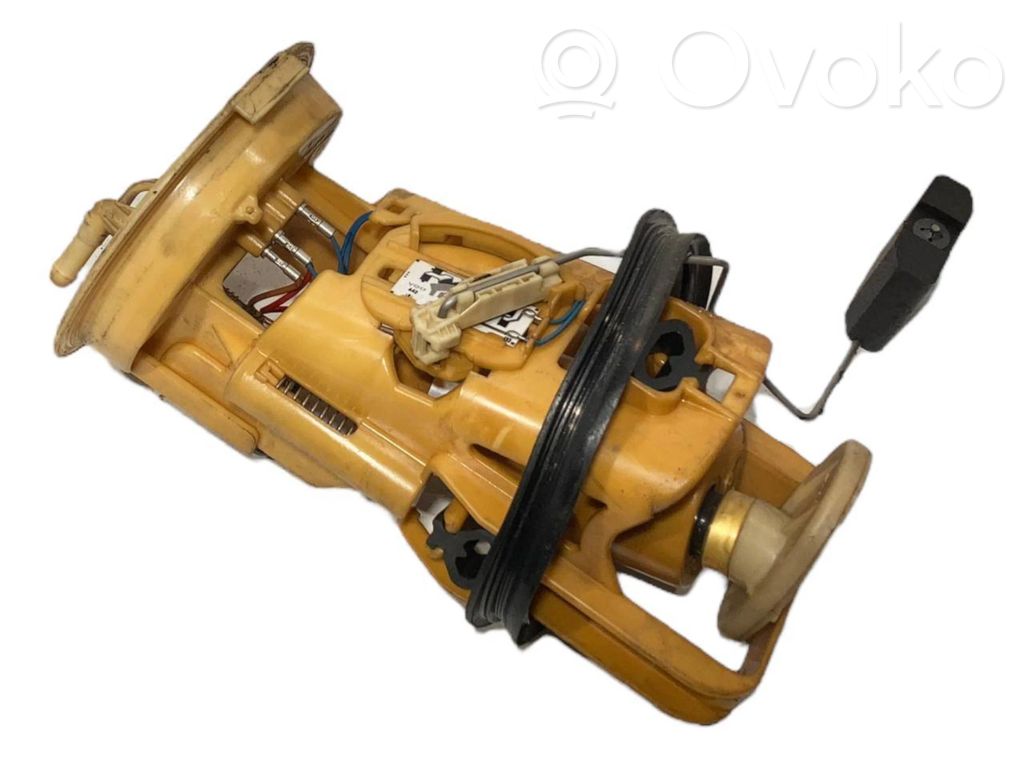 Топливный насос (в топливном баке)