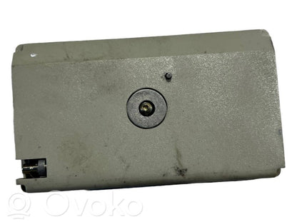 Antenna amplifier