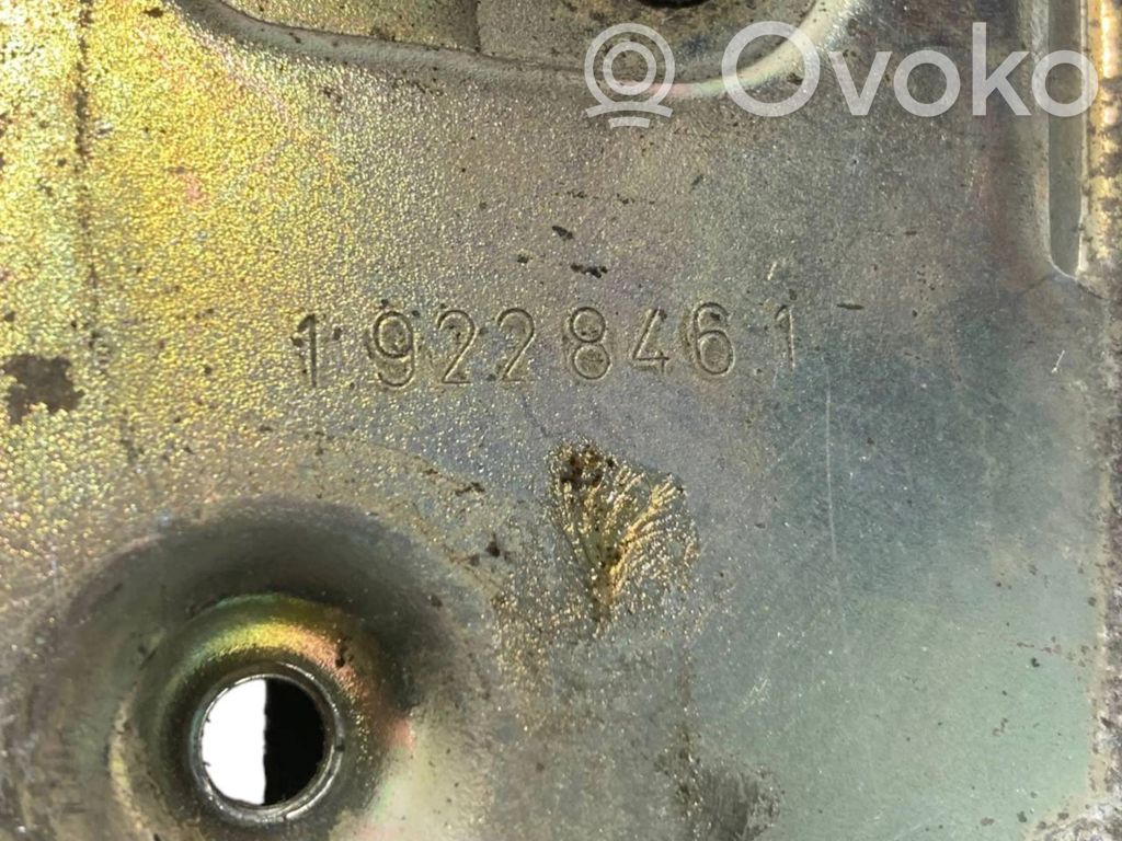 Передний замок