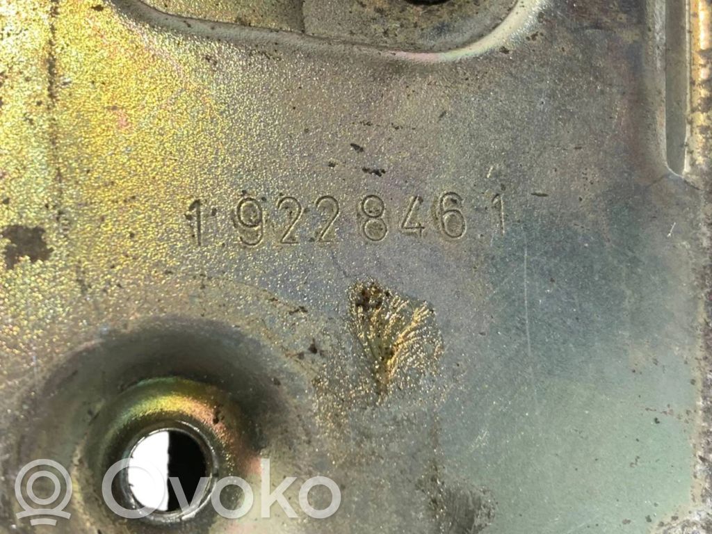 Front lock