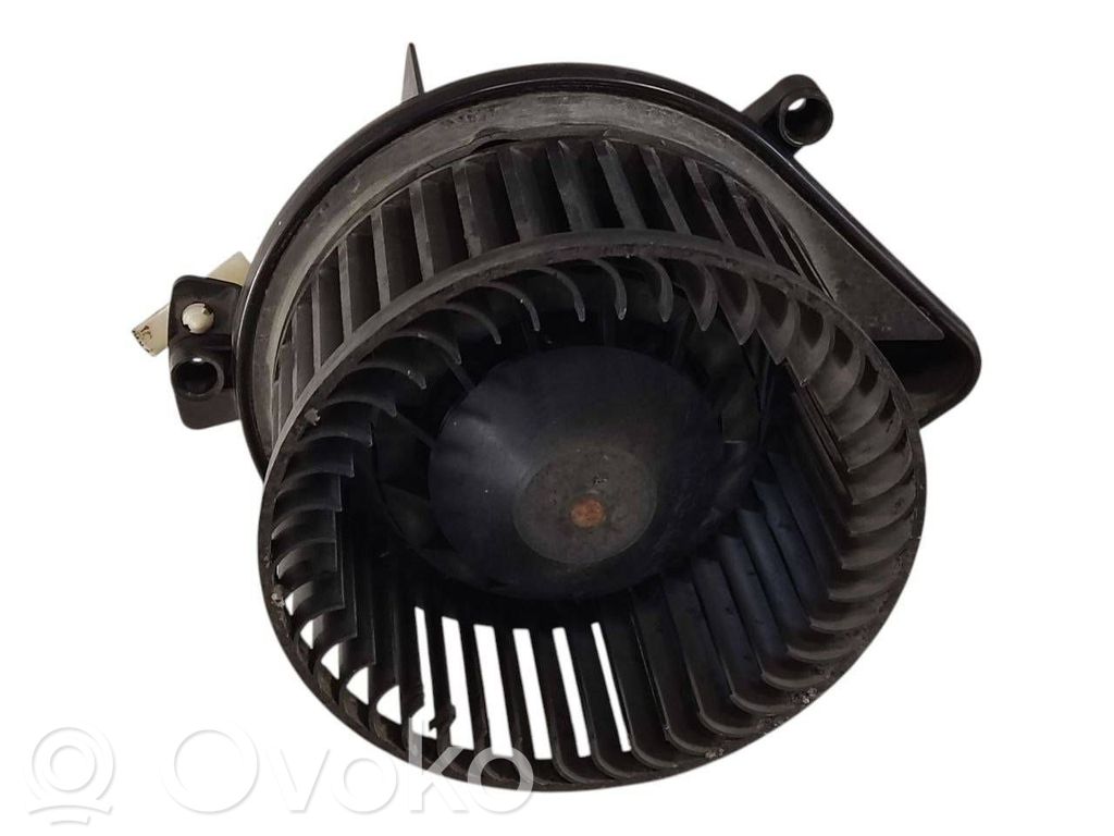 Mazā radiatora ventilators