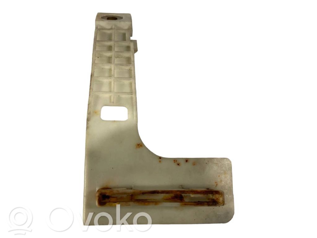 Akseleratora pedāļa turētājs