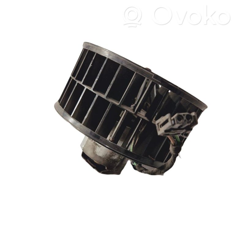 Small radiator fan