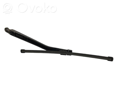 Rear window wiper arm