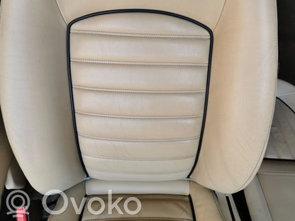 Salona daļu komplekts