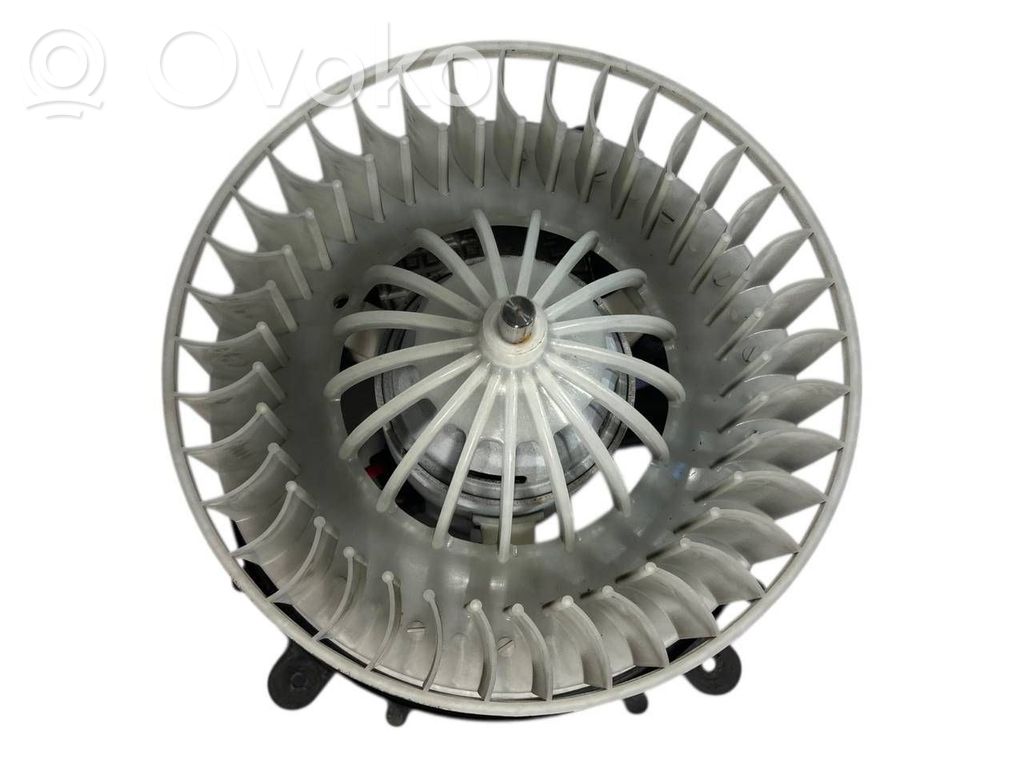 Mazā radiatora ventilators