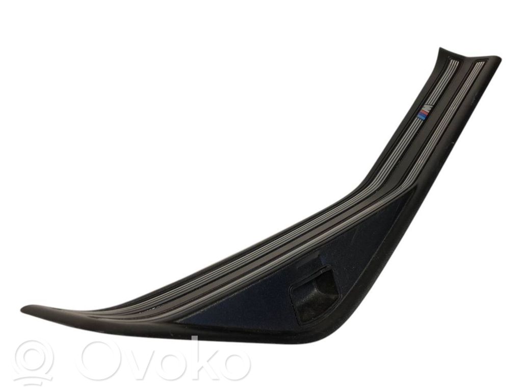 Aizmugurējā sliekšņa dekoratīvā apdare (iekšējā)