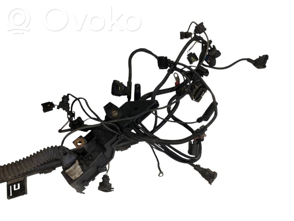 Dzinēja vadu instalācija