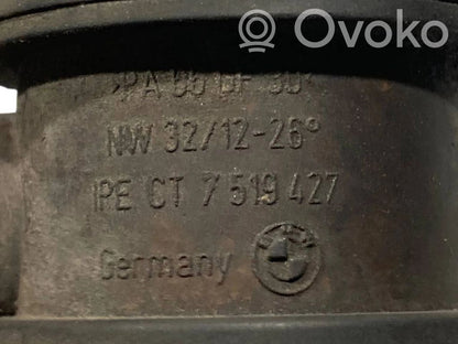 Caurulīte (-es) / šļūtene (-es)