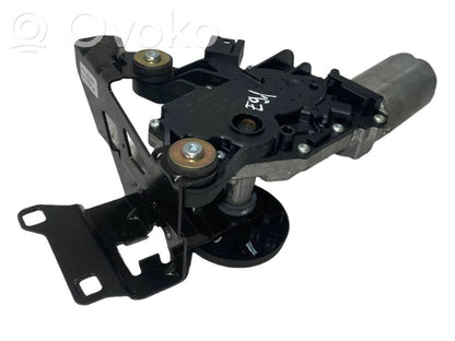 Aizmugurējā loga tīrītāja motoriņš