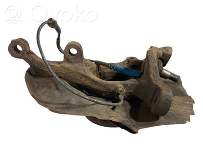 Priekšējā riteņa rumbas vārpstas šarnīrs (stupica, capfa)